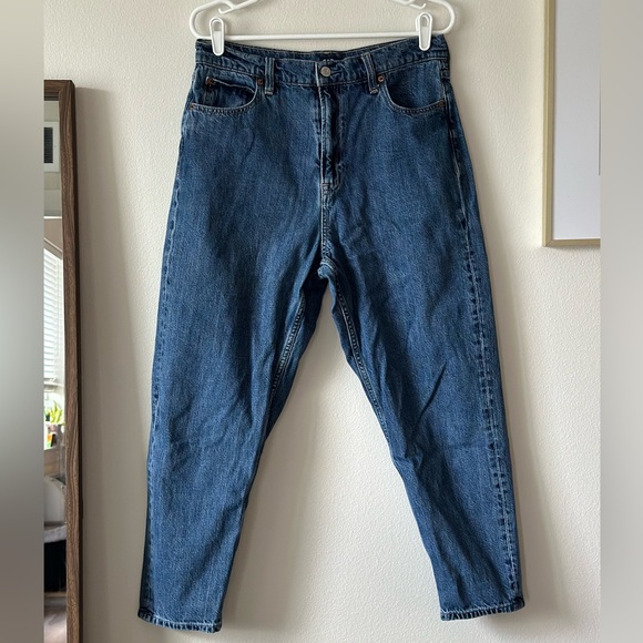 GAP 100% Cotton Sky High Mom Jean 31/12 - Picture 2 of 6